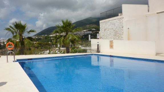 FANTASTICO ATICO DUPLEX CON VISTAS PANORAMICAS AL MAR